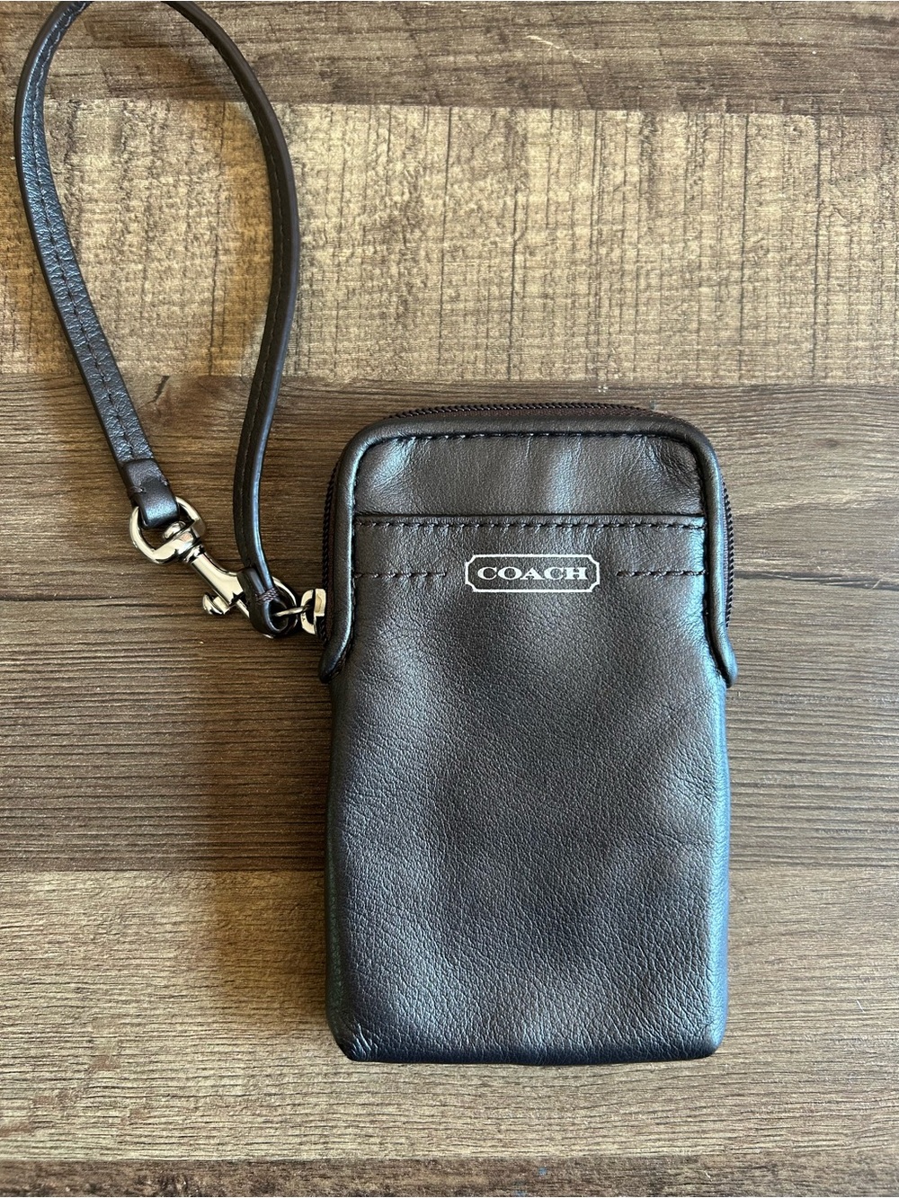 Vintage Coach Campbell Metallic Bronze Shimmery Leather Wristlet F66787